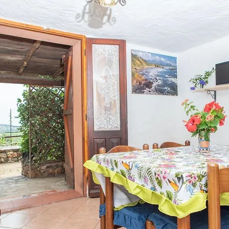 Apartment Runcina 1 *